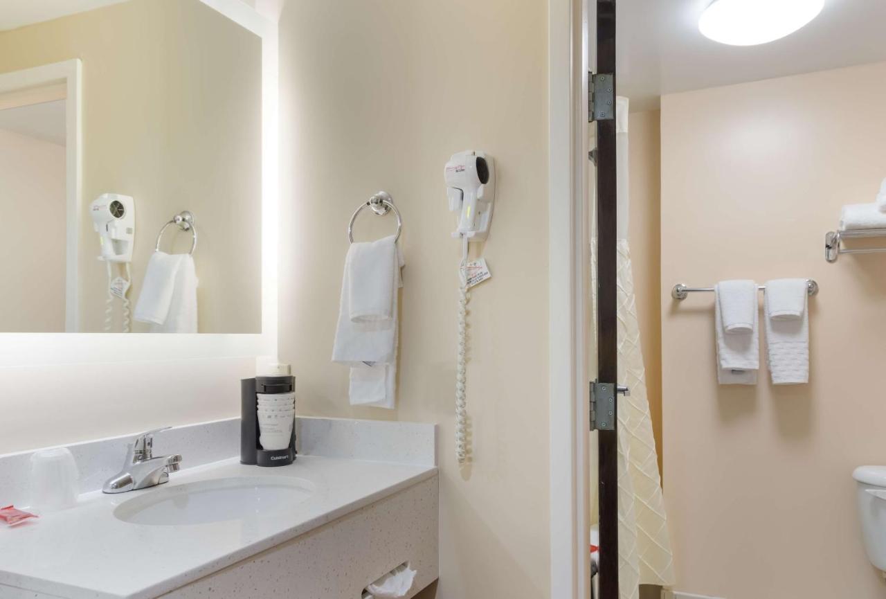 All Seasons Inn & Suites Smithfield Extérieur photo