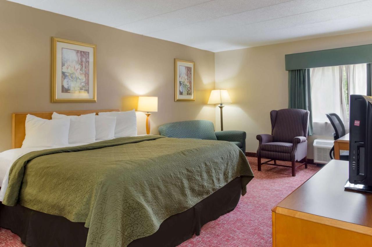 All Seasons Inn & Suites Smithfield Extérieur photo